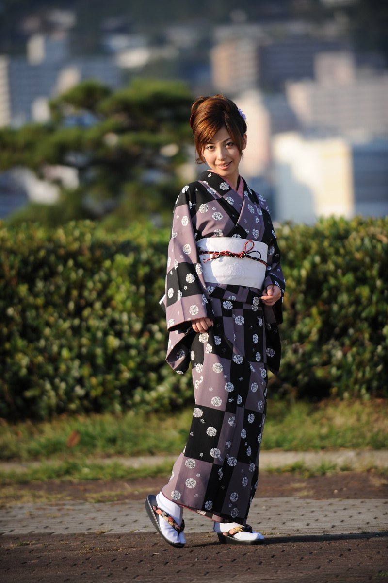 Евгения, 24 года, 4 размер груди